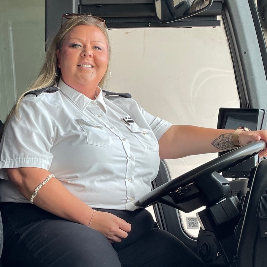 GET IN THE DRIVER'S SEAT & RECEIVE A CDL, NO EXPERIENCE NEEDED!